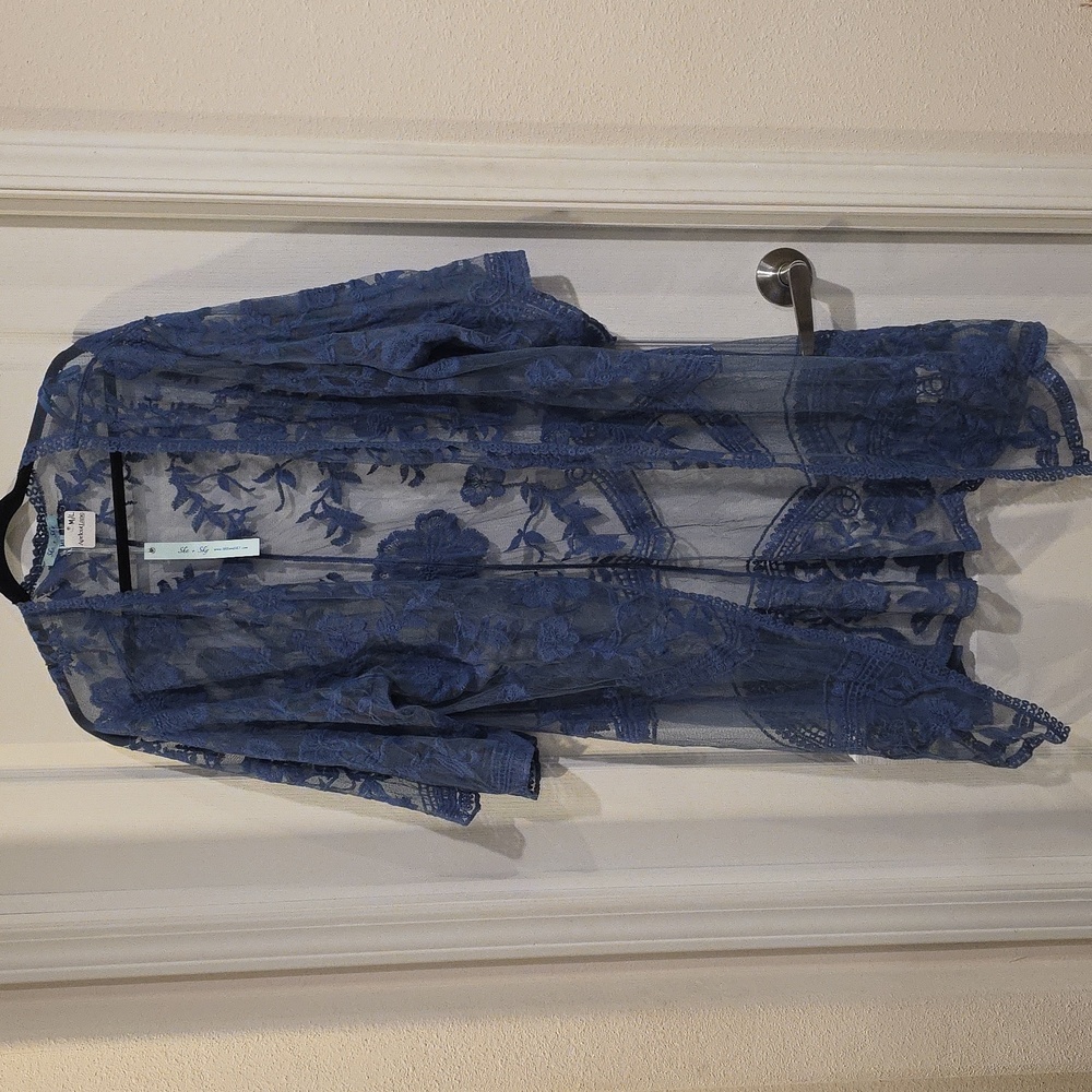 She + Sky Navy Floral Lace Robe